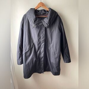 𝅺HELLY hansen black embla 2 layer jacket medium